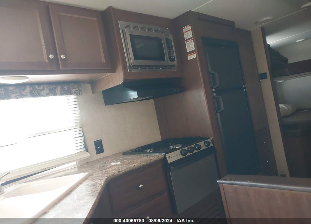 2016 KEYSTONE HIDEOUT SERIES M-26 VIN: 4YDT26B25GN207034