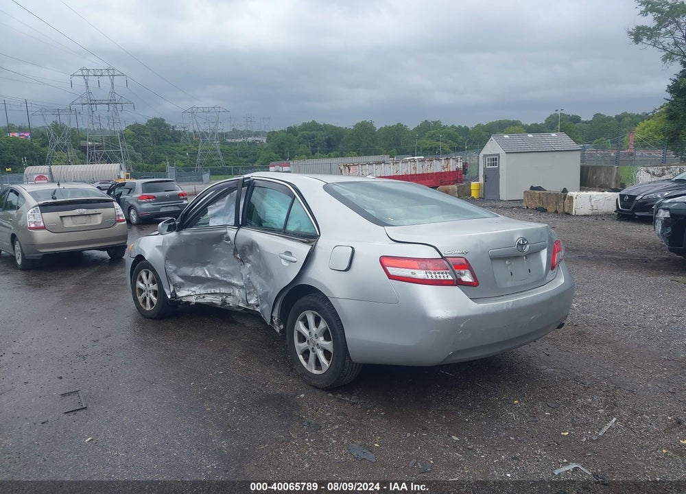2011 TOYOTA CAMRY LE VIN: 4T1BF3EK2BU231573