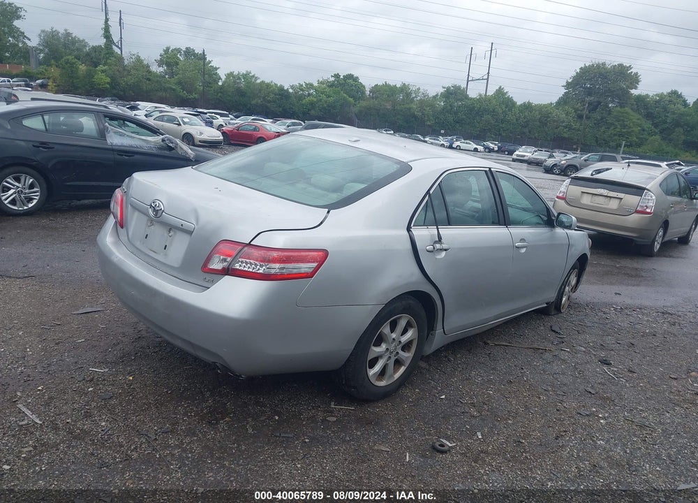 2011 TOYOTA CAMRY LE VIN: 4T1BF3EK2BU231573