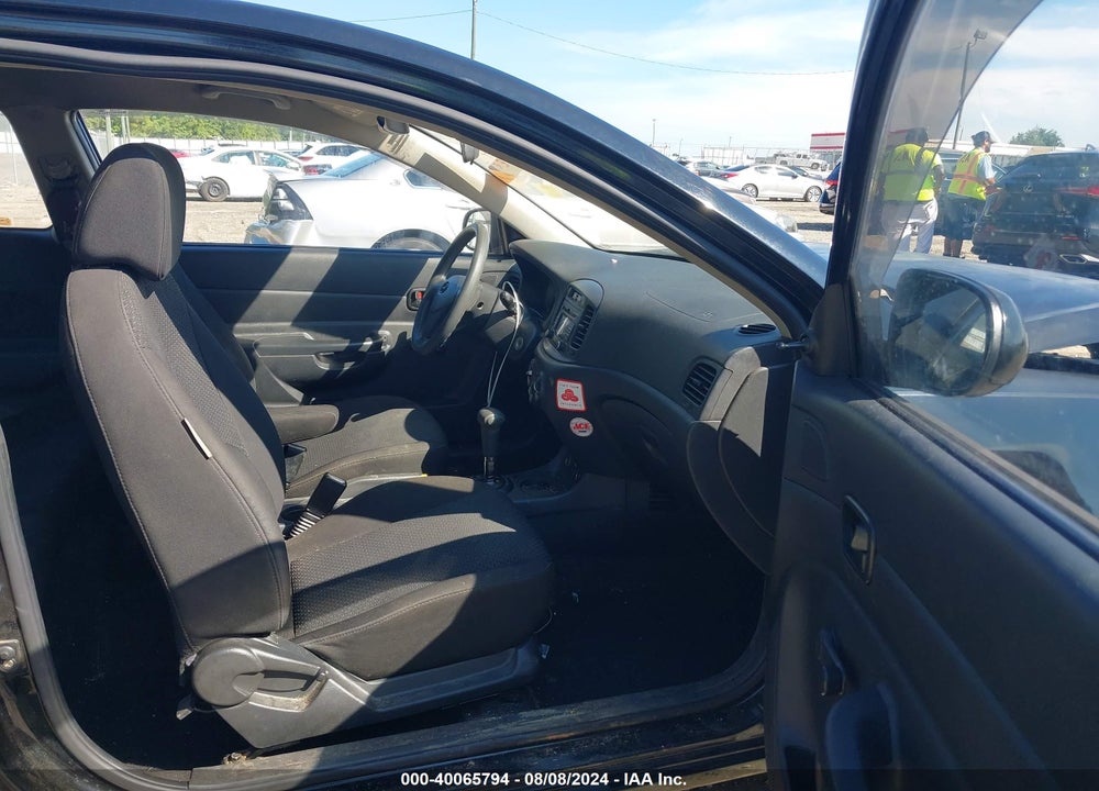2011 HYUNDAI ACCENT GS VIN: KMHCM3ACXBU197259