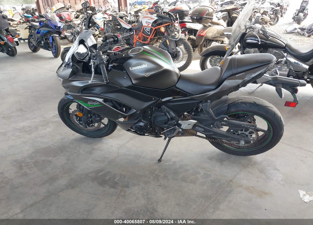 2024 KAWASAKI EX650 R VIN: ML5EXER1XRDAC3634