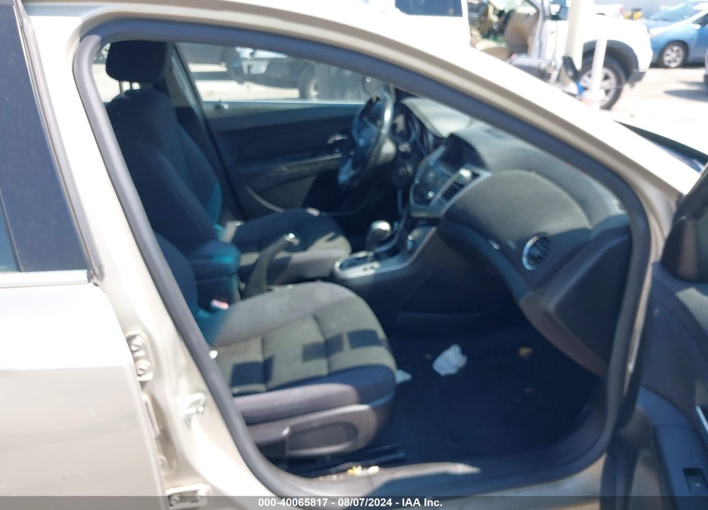 2013 CHEVROLET CRUZE 1LT AUTO VIN: 1G1PC5SB8D7180397