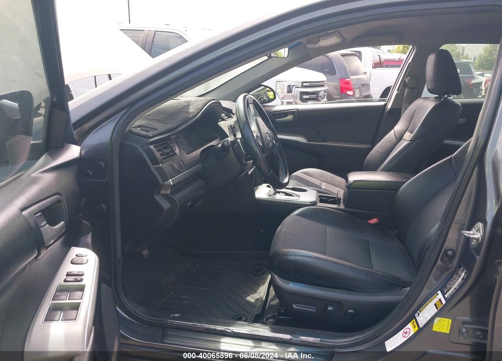2014 TOYOTA CAMRY SE VIN: 4T1BF1FK3EU320415