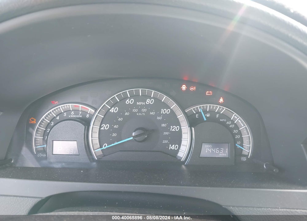 2014 TOYOTA CAMRY SE VIN: 4T1BF1FK3EU320415