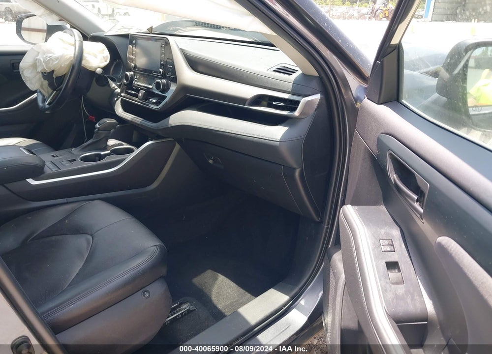2022 TOYOTA HIGHLANDER LE VIN: 5TDZZRAH4NS134598