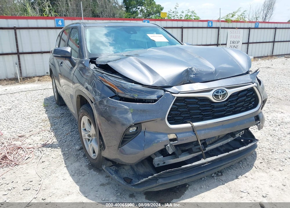 2022 TOYOTA HIGHLANDER LE VIN: 5TDZZRAH4NS134598