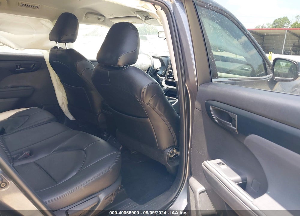 2022 TOYOTA HIGHLANDER LE VIN: 5TDZZRAH4NS134598