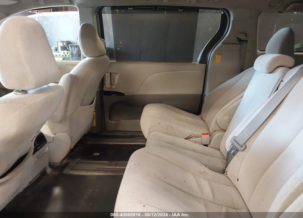 2013 TOYOTA SIENNA LE V6 8 PASSENGER VIN: 5TDKK3DC5DS399354