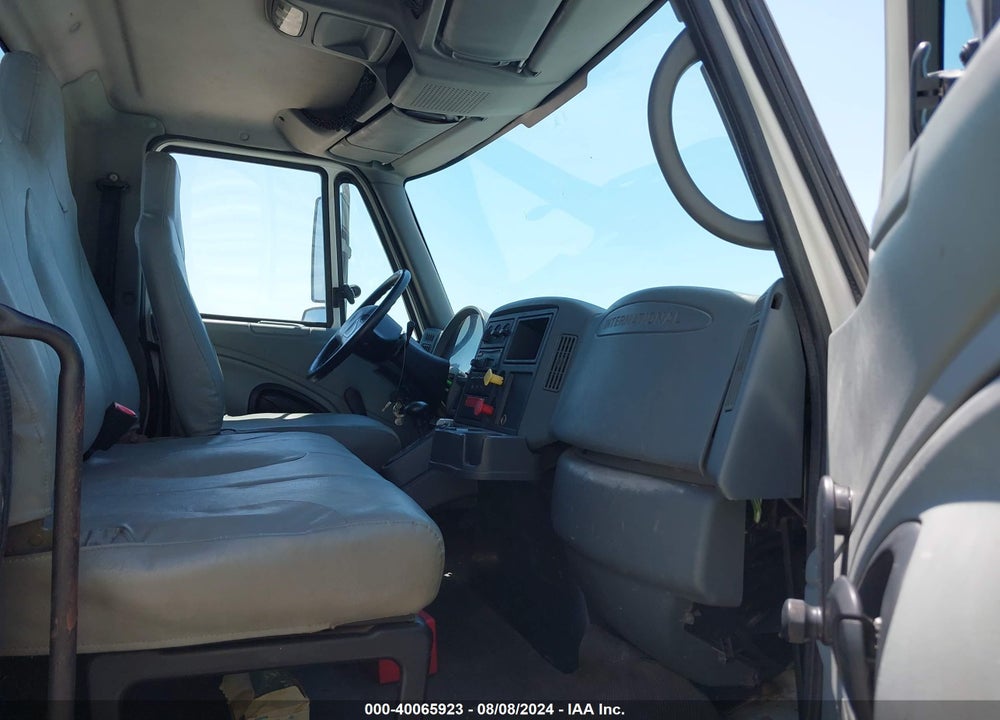 2003 INTERNATIONAL 4000 4300 VIN: 1HTMMAANX3H562244