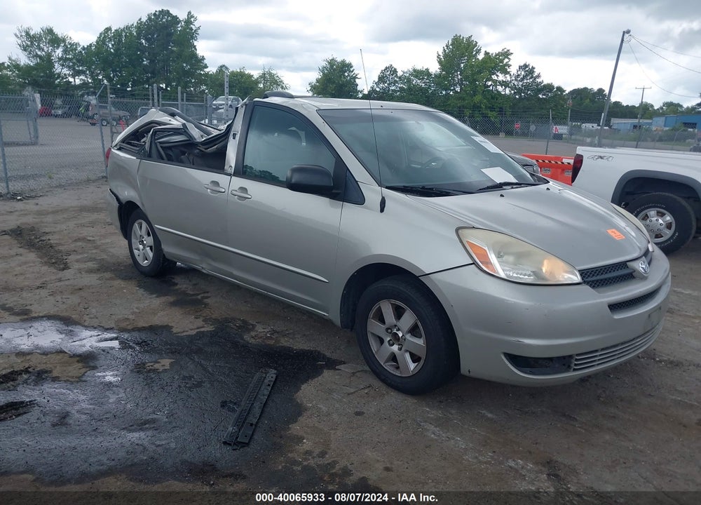 2004 TOYOTA SIENNA LE VIN: 5TDZA23C34S182379