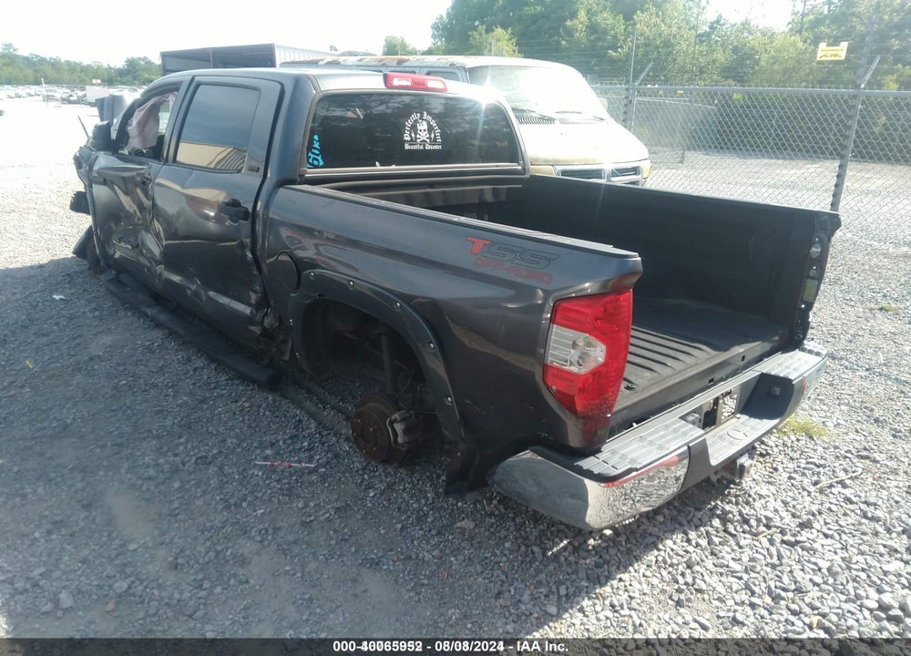 2018 TOYOTA TUNDRA SR5 5.7L V8 VIN: 5TFDY5F14JX696474