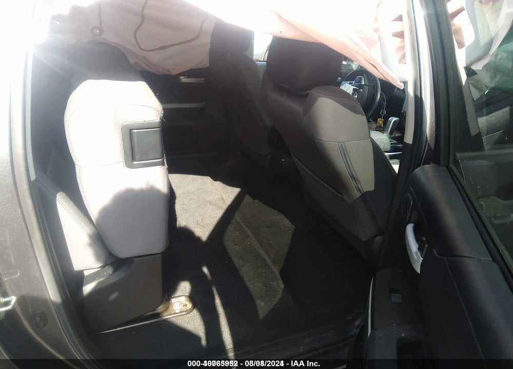 2018 TOYOTA TUNDRA SR5 5.7L V8 VIN: 5TFDY5F14JX696474
