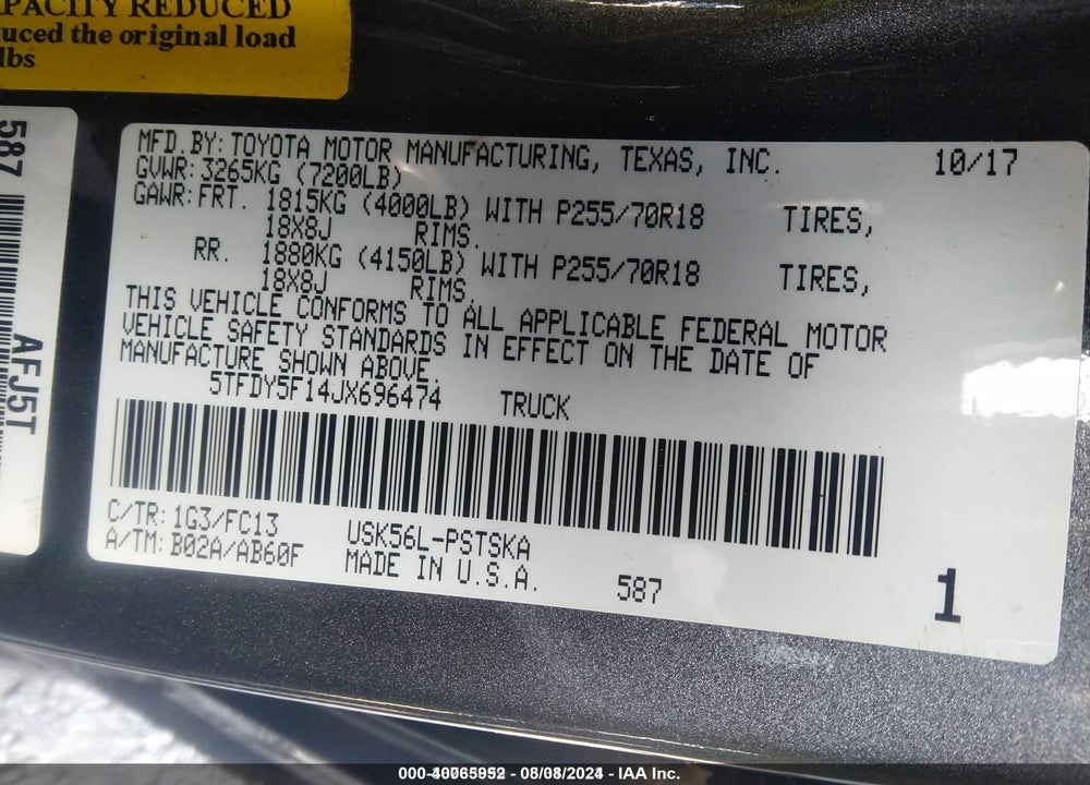 2018 TOYOTA TUNDRA SR5 5.7L V8 VIN: 5TFDY5F14JX696474