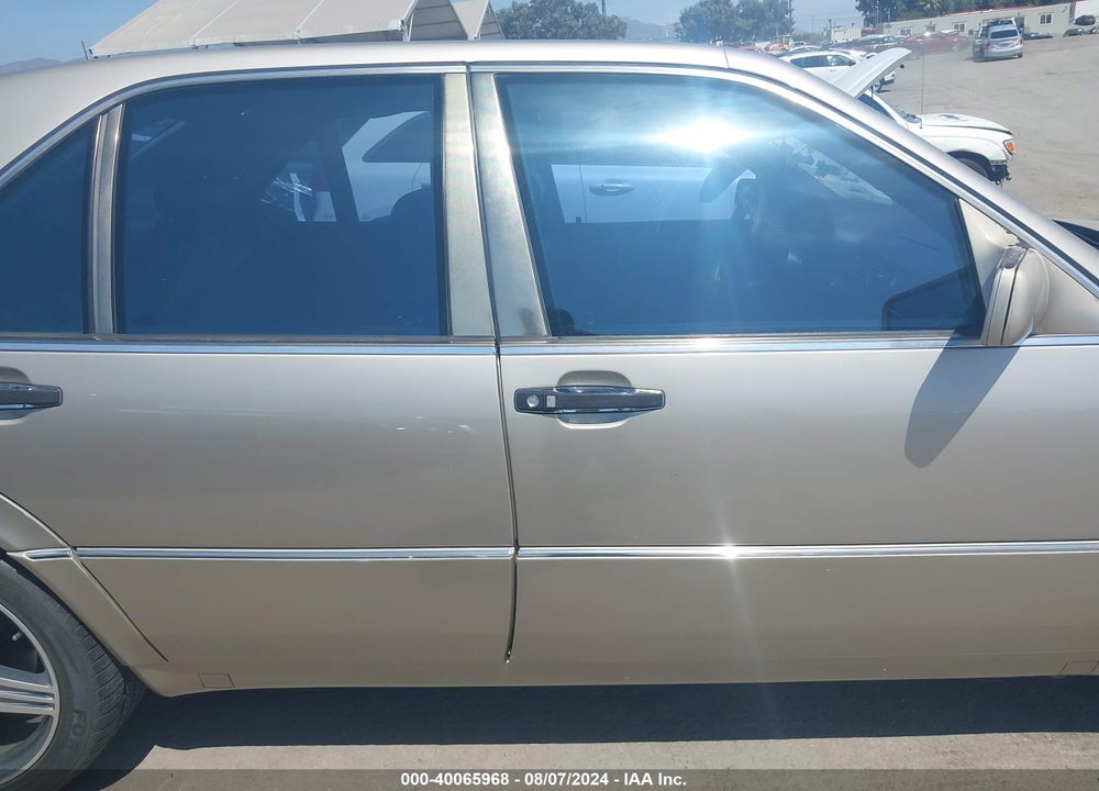 1992 MERCEDES-BENZ 400 SE VIN: WDBGA42E2NA032007