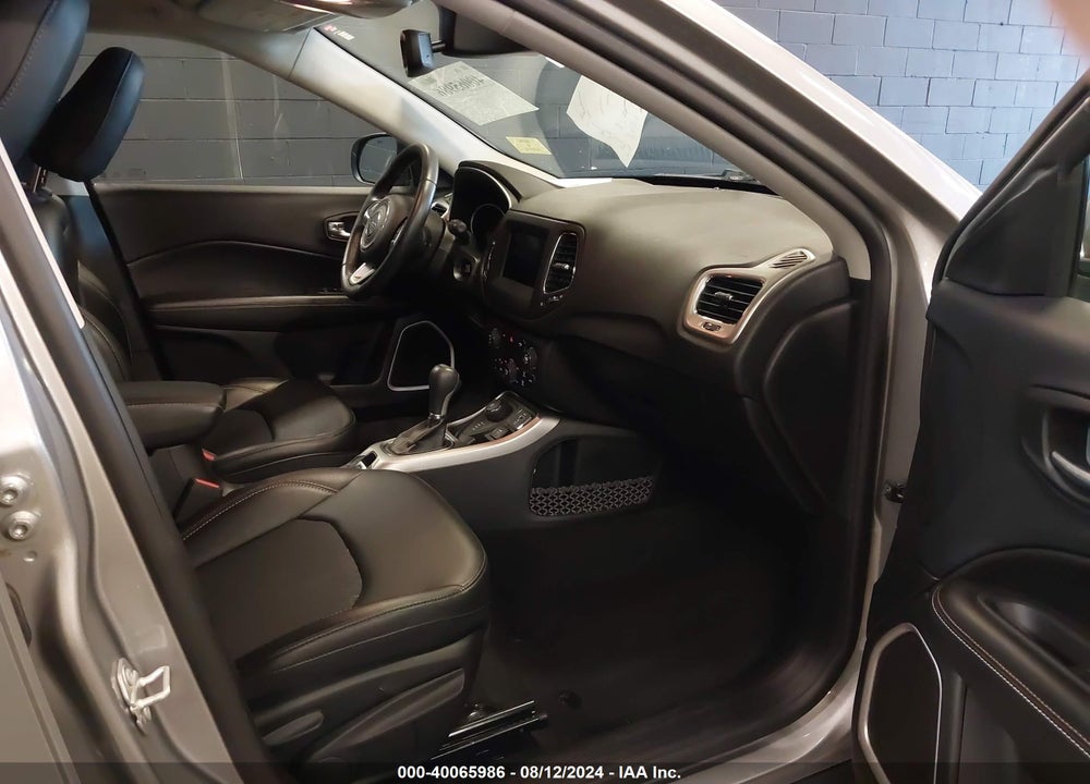 2019 JEEP COMPASS LATITUDE 4X4 VIN: 3C4NJDBBXKT696851