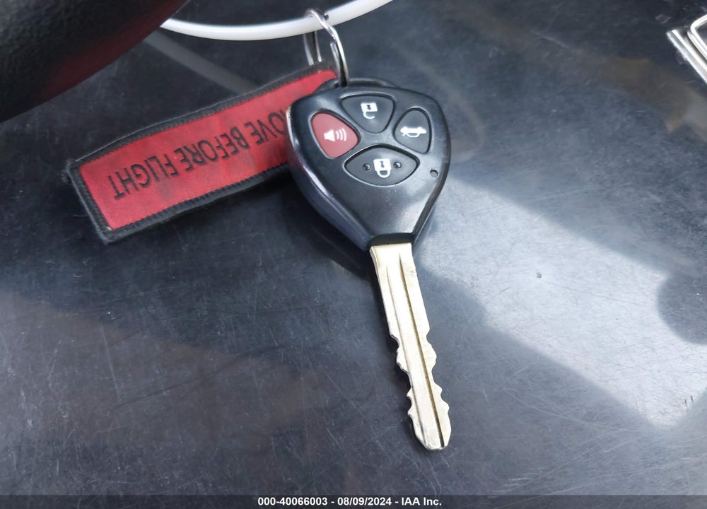 2008 SCION XB VIN: JTLKE50E381058178