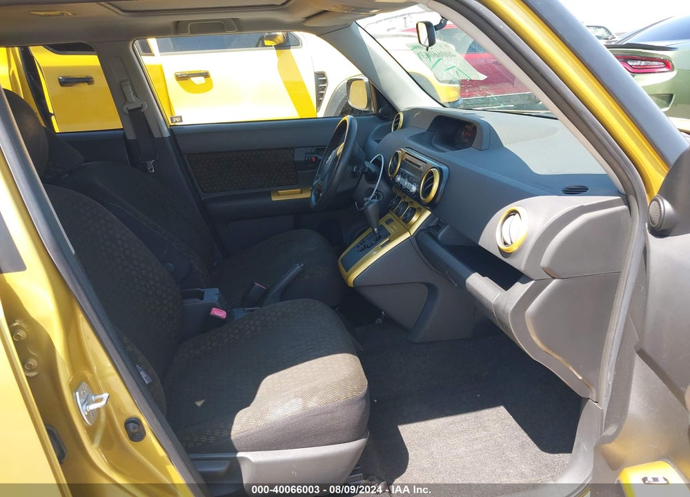 2008 SCION XB VIN: JTLKE50E381058178