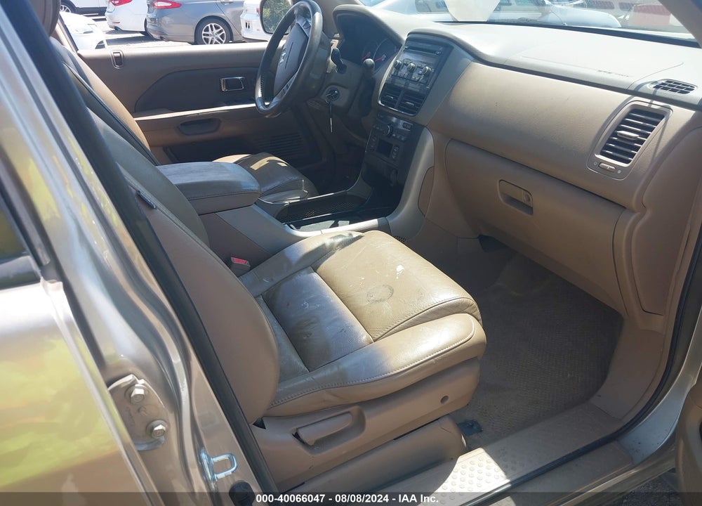 2006 HONDA PILOT EX-L VIN: 2HKYF18586H564997