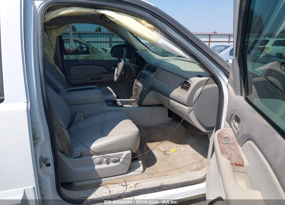 2007 GMC YUKON XL 2500 VIN: 1GKGK26K57R243195