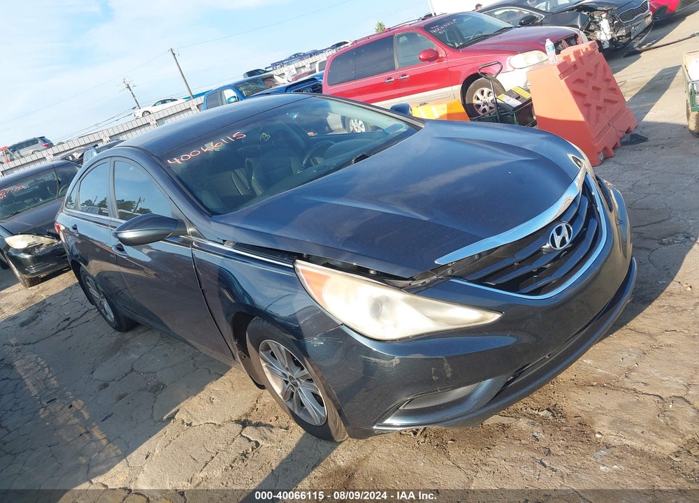 2013 HYUNDAI SONATA GLS VIN: 5NPEB4AC7DH672713