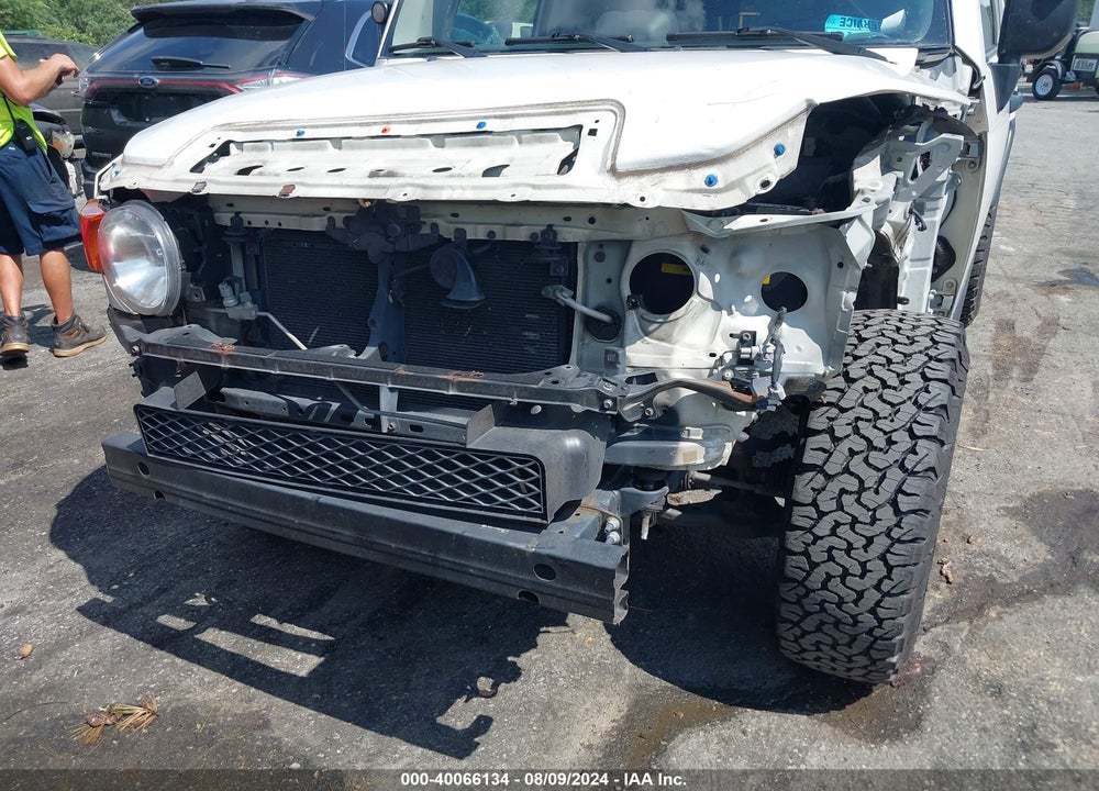2008 TOYOTA FJ CRUISER VIN: JTEBU11F38K029719