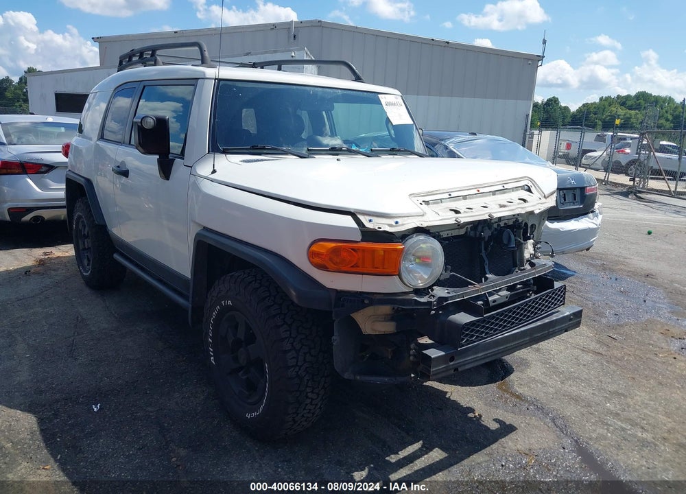 2008 TOYOTA FJ CRUISER VIN: JTEBU11F38K029719