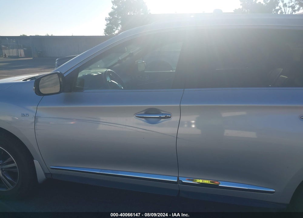 2016 INFINITI QX60 VIN: 5N1AL0MM8GC525305