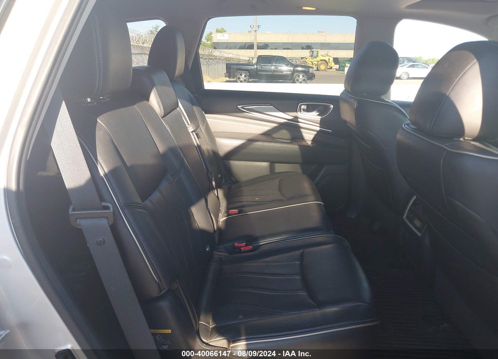 2016 INFINITI QX60 VIN: 5N1AL0MM8GC525305