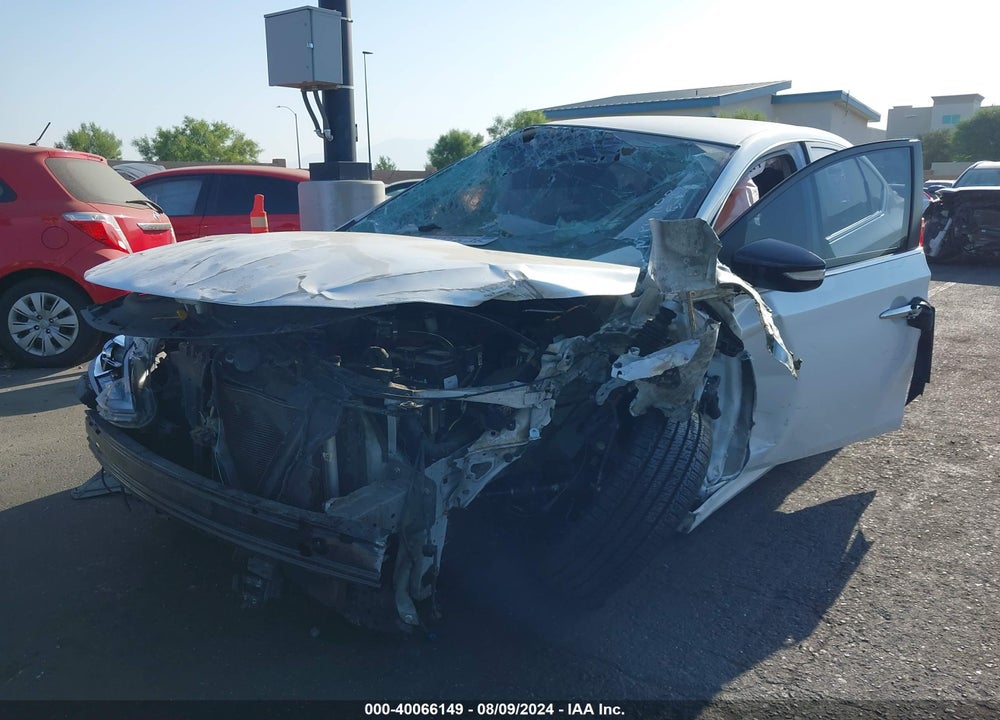 2018 NISSAN SENTRA SR VIN: 3N1AB7APXJY337188