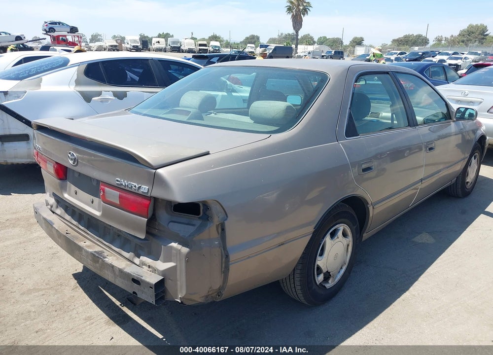 1999 TOYOTA CAMRY CE VIN: 4T1BG22K2XU500268