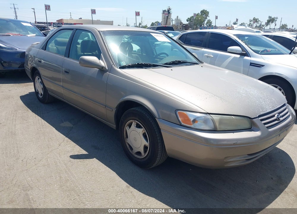 1999 TOYOTA CAMRY CE VIN: 4T1BG22K2XU500268