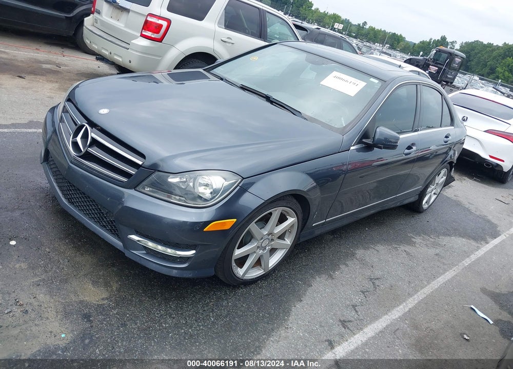 2014 MERCEDES-BENZ C 250 LUXURY/SPORT VIN: WDDGF4HB7EA954035