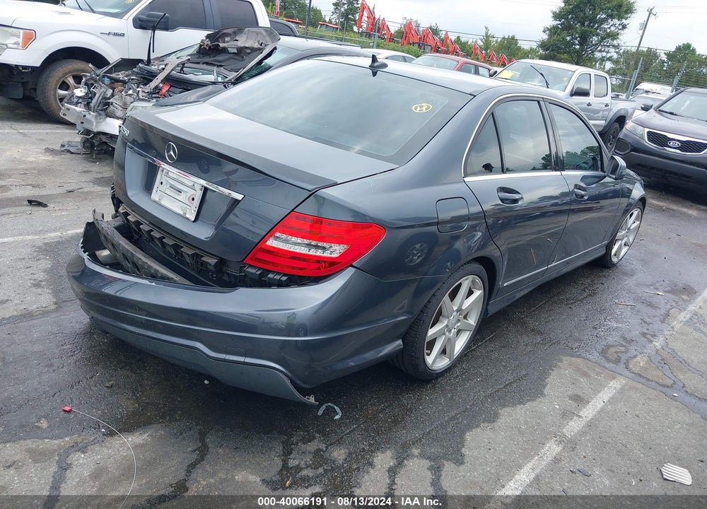2014 MERCEDES-BENZ C 250 LUXURY/SPORT VIN: WDDGF4HB7EA954035