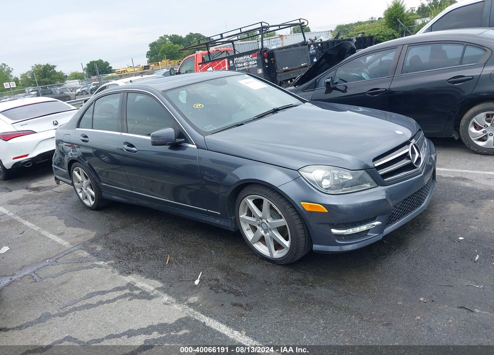 2014 MERCEDES-BENZ C 250 LUXURY/SPORT VIN: WDDGF4HB7EA954035
