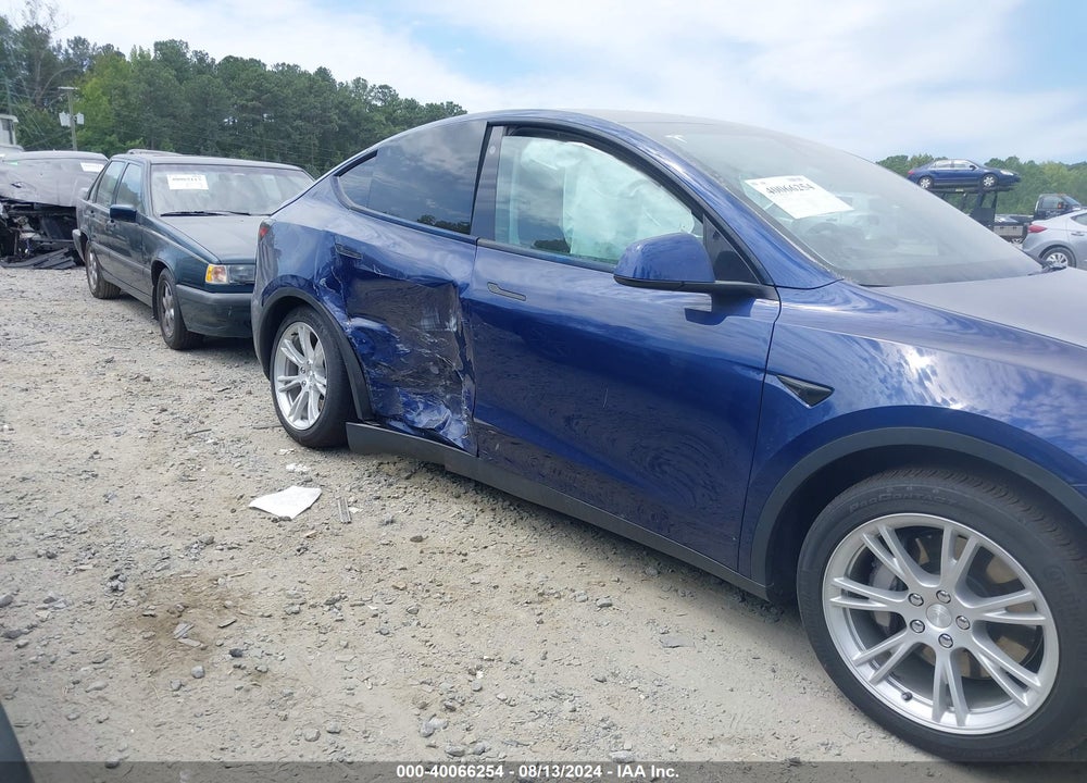 2021 TESLA MODEL Y LONG RANGE DUAL MOTOR ALL-WHEEL DRIVE VIN: 5YJYGDEE5MF280239