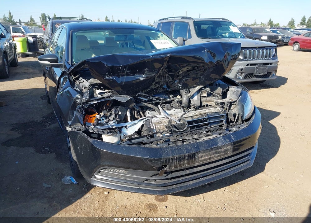 2017 VOLKSWAGEN JETTA 1.4T SE VIN: 3VWDB7AJ8HM323620
