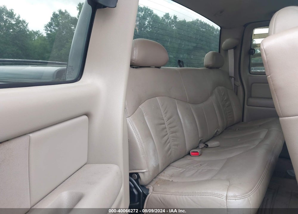 2001 CHEVROLET SILVERADO 1500 VIN: 2GCEK19T011107722