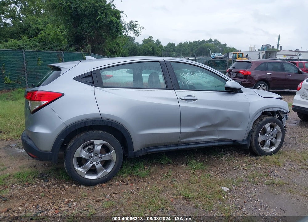 2019 HONDA HR-V LX VIN: 3CZRU6H37KG732342