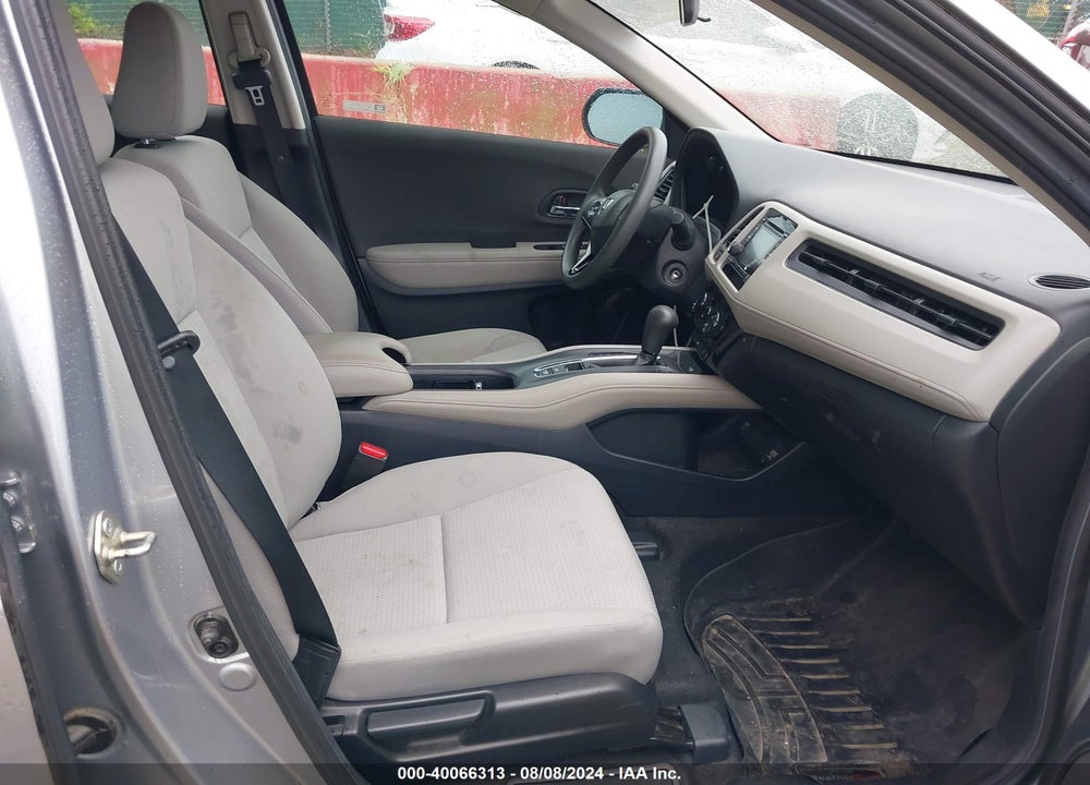2019 HONDA HR-V LX VIN: 3CZRU6H37KG732342