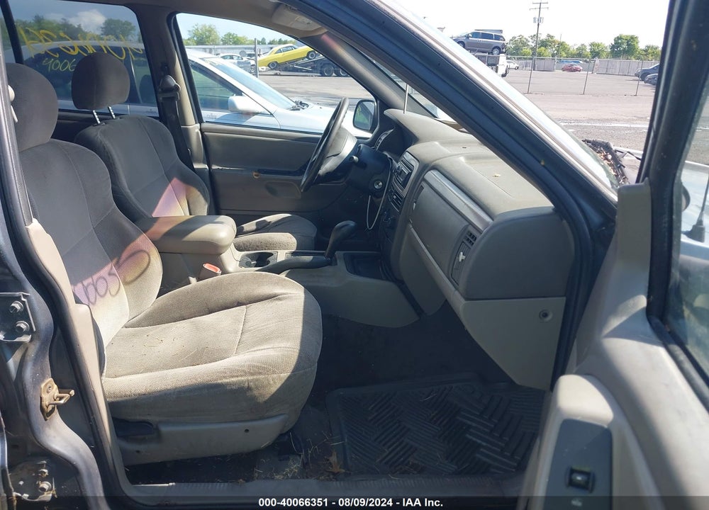 2001 JEEP GRAND CHEROKEE LAREDO VIN: 1J4GW48S81C625329