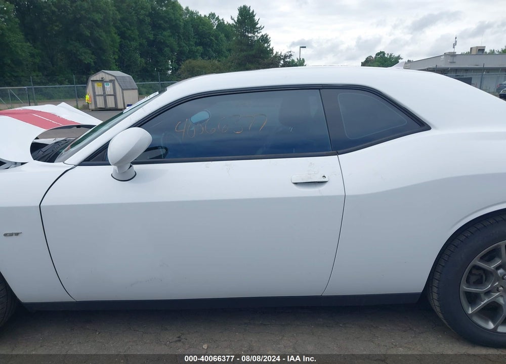2017 DODGE CHALLENGER GT VIN: 2C3CDZGG8HH551118