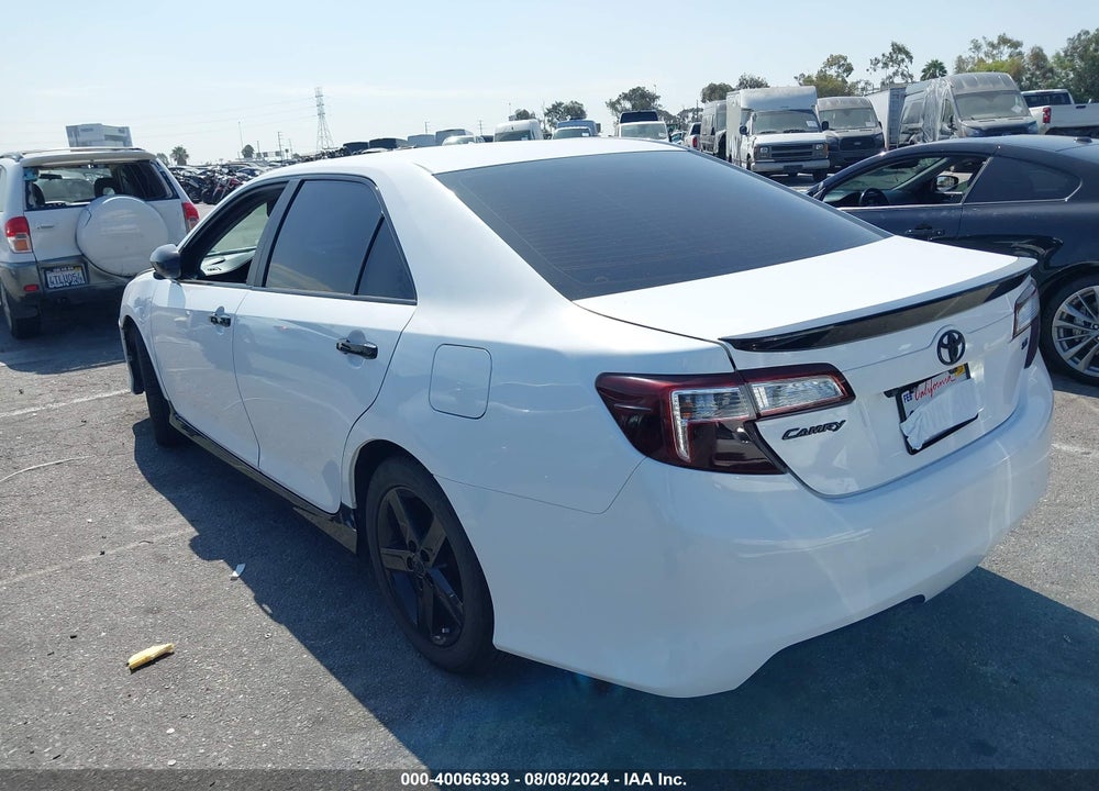 2013 TOYOTA CAMRY SE VIN: 4T1BF1FK9DU215229