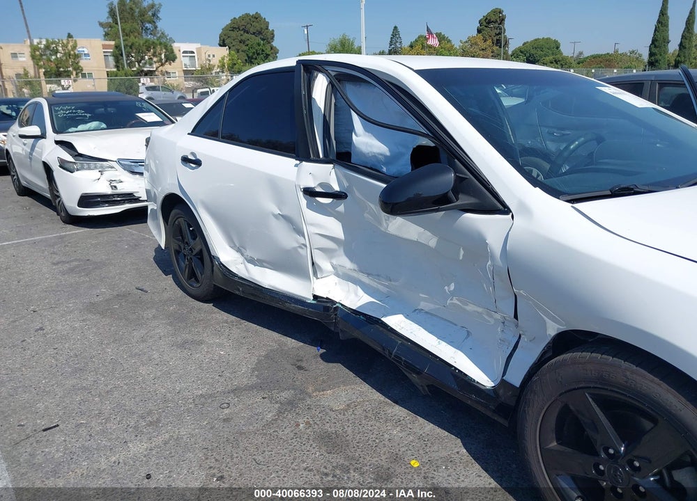 2013 TOYOTA CAMRY SE VIN: 4T1BF1FK9DU215229