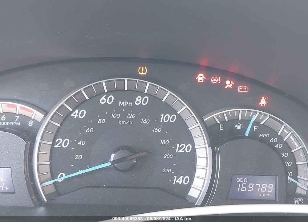 2013 TOYOTA CAMRY SE VIN: 4T1BF1FK9DU215229