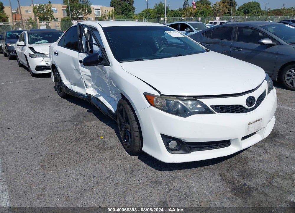 2013 TOYOTA CAMRY SE VIN: 4T1BF1FK9DU215229