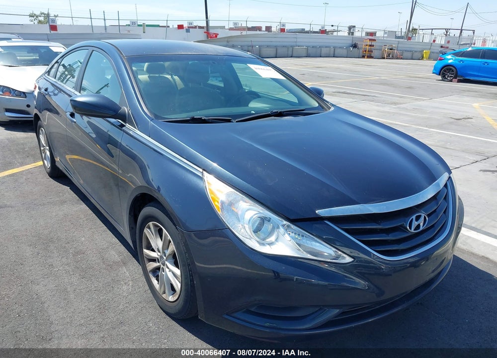 2013 HYUNDAI SONATA VIN: 5NPEB4AC4DH625767