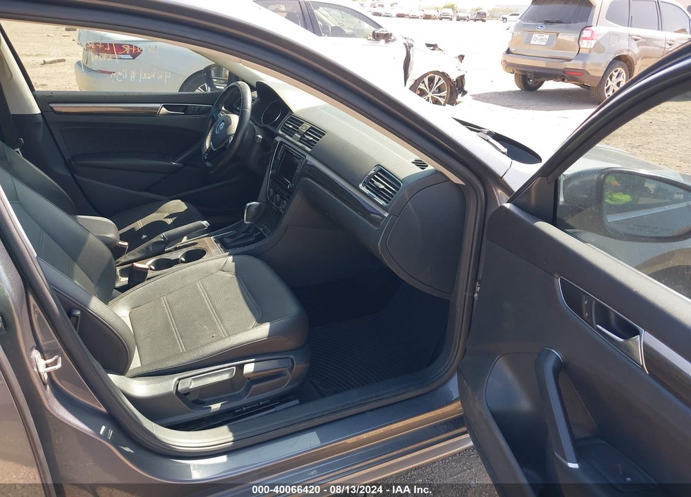 2018 VOLKSWAGEN PASSAT 2.0T SE VIN: 1VWBA7A31JC030063