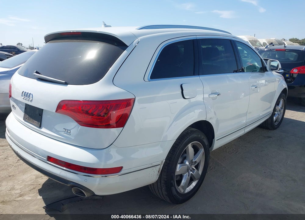 2015 AUDI Q7 3.0 TDI PREMIUM VIN: WA1CMAFE4FD010360