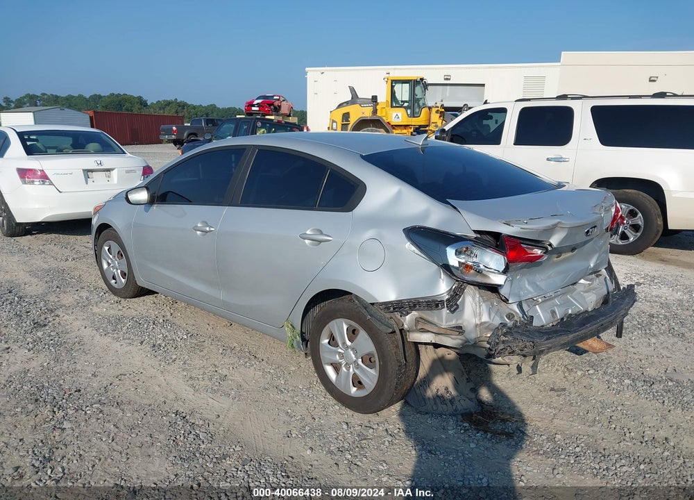 2018 KIA FORTE LX VIN: 3KPFL4A78JE213680