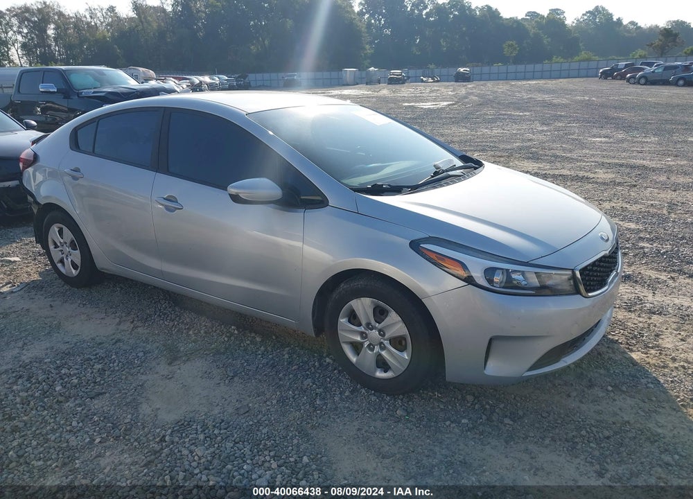 2018 KIA FORTE LX VIN: 3KPFL4A78JE213680